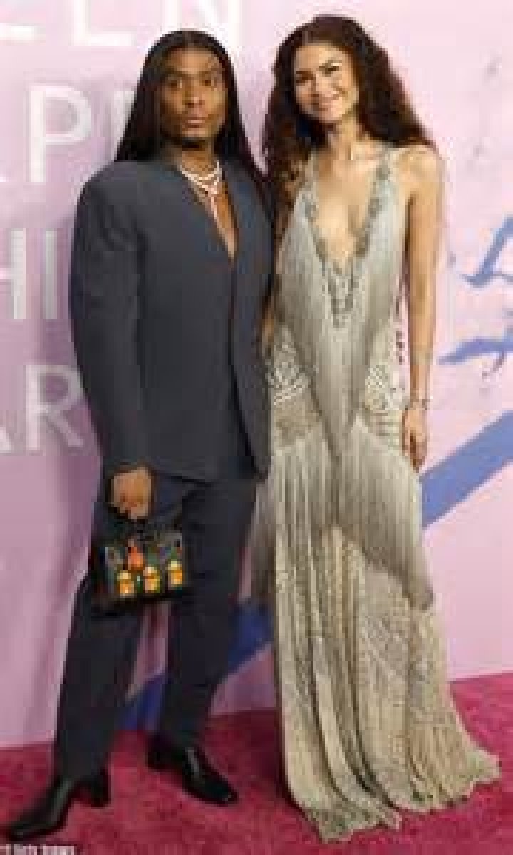 
Sarah Mattox Roach Height, Weight, Net Worth, Age, Birthday, Wikipedia, Who, Nationality, Biography 