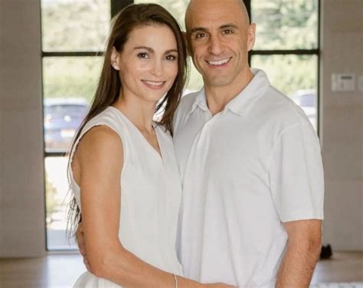 Scott Shleifer is Married to Wife: Dani Schleifer. Kids