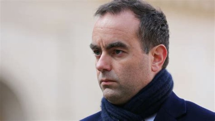 
Sébastien Lecornu Height, Weight, Net Worth, Age, Birthday, Wikipedia, Who, Nationality, Biography 