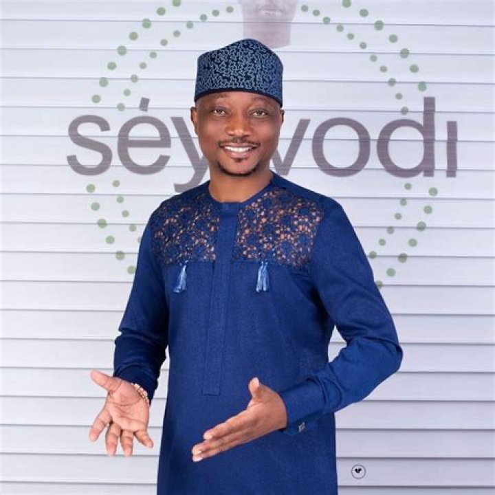 
Seyi Vodi Height, Weight, Net Worth, Age, Birthday, Wikipedia, Who, Instagram, Biography 
