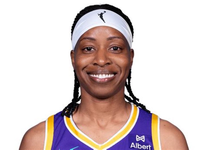 
Shey Peddy Height, Weight, Net Worth, Age, Birthday, Wikipedia, Who, Nationality, Biography 