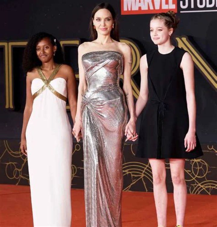 
Shiloh Fernandez Height, Weight, Net Worth, Age, Birthday, Wikipedia, Who, Nationality, Biography 