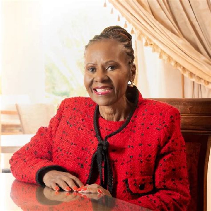 
Sisi Khampepe Age, Birthday, Wikipedia, Who, Nationality, Biography 