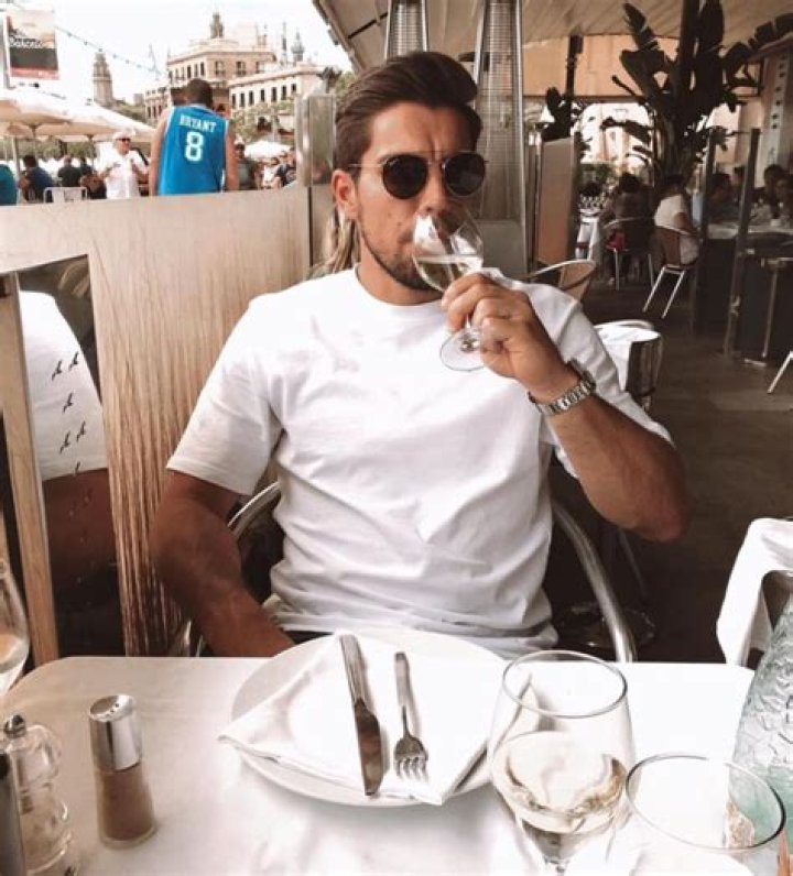 Stefan Ortega | Relationship, Parents And Family