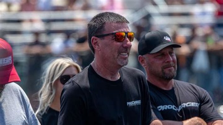 
Street Outlaws Star Daddy Dave Wife Cassi Comstock Has Her Own Business 