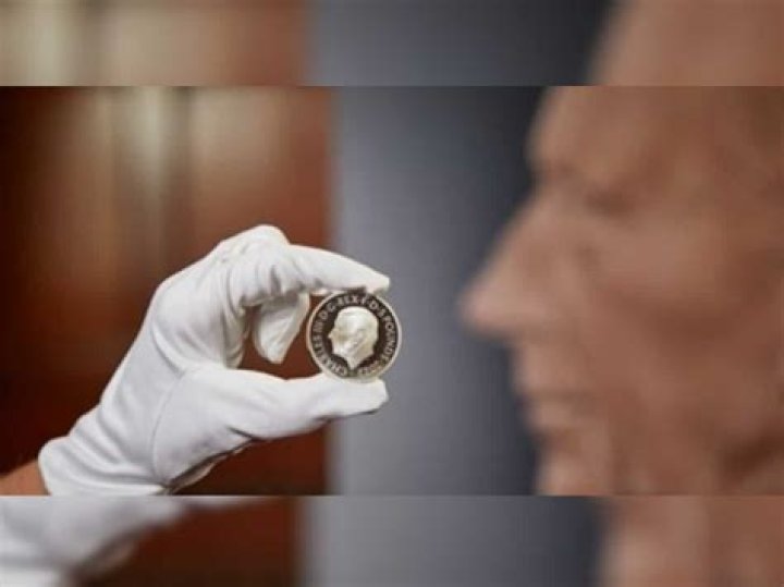 
UK unveils new coins featuring King Charles III 