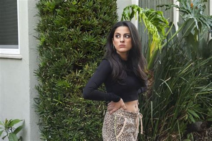 
Untold Truth Of ‘The Wall Of Mexico’ Star – Carmela Zumbado 