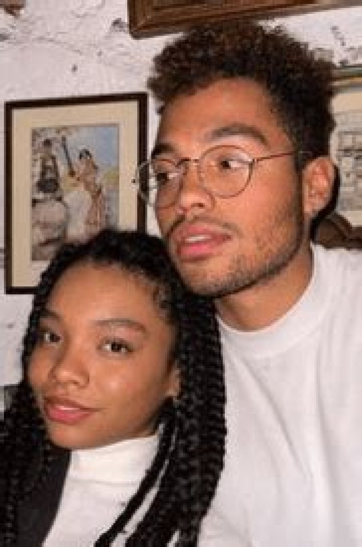 Víctor Varona Girlfriend: Who Is He Dating? Family And Net Worth