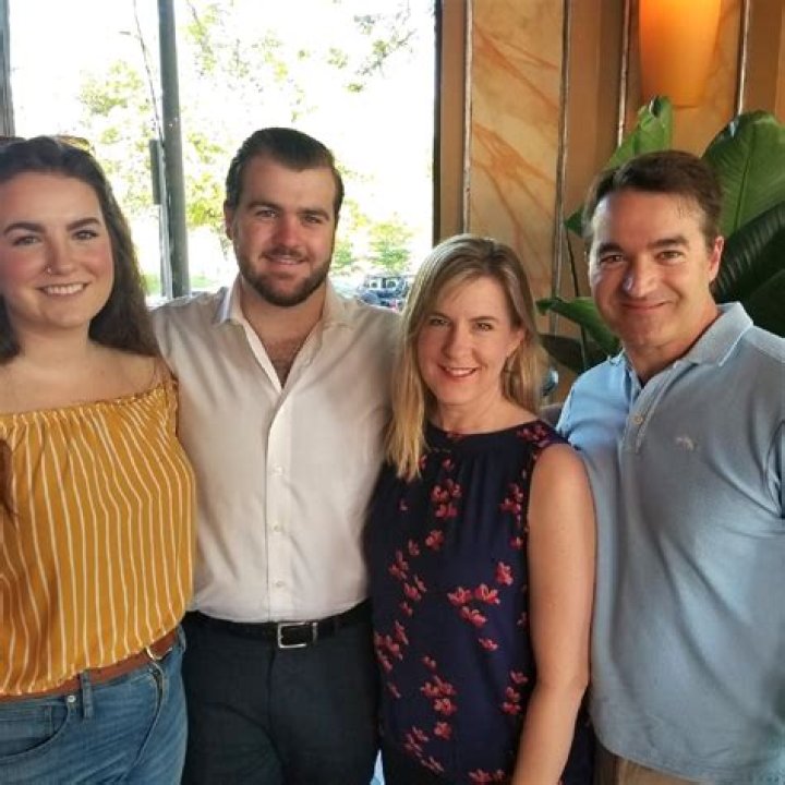 
What Happened To Melissa Bank Author? Death Cause Age 61 