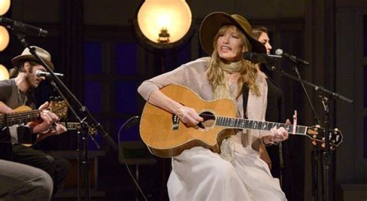 
Which Carly Simon Song Do Fans Think Amber Heard Used In Her Testimony? 