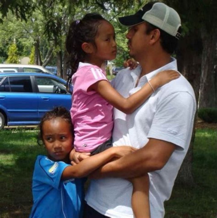 
Who Are Jorge And Irene Fernandez? Leylah Fernandez Parents Age Gap And Family Ethnicity 