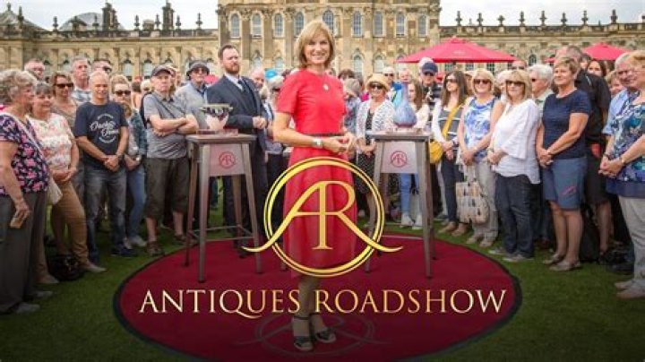 
Who Is Antiques Roadshow Host Ronnie Archer Morgan & How Old Is He? 