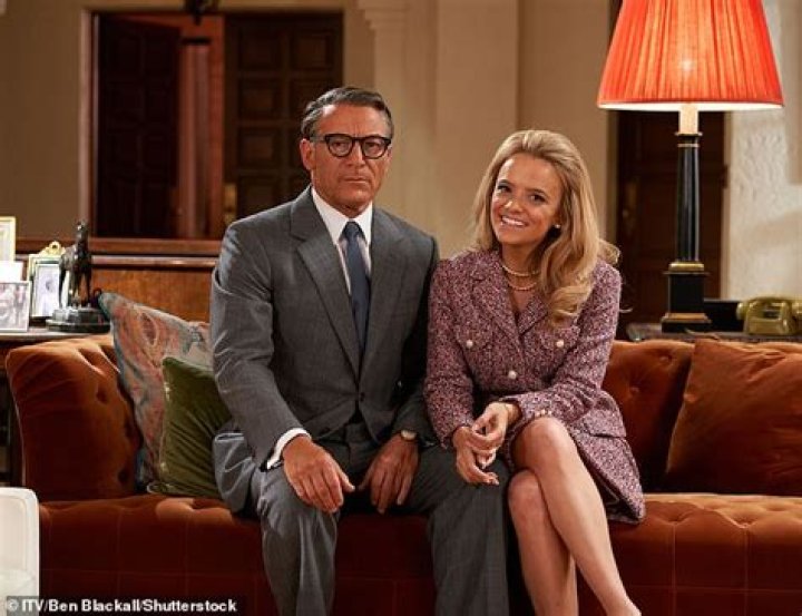 
Who Is Laura Aikman Husband Matt Kennard | Relationship Timeline 