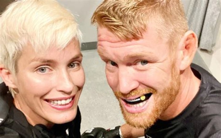 
Who Is McKey Sullivan? Sam Alvey Wife Or Girlfriend 