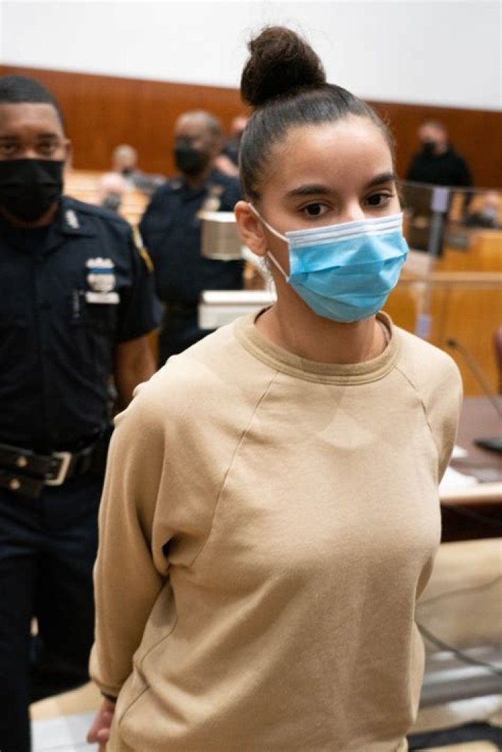 
Who Is Valerie Rosario? NYC Woman Arrested For Luring & Kidnapping A Man From Instagram 