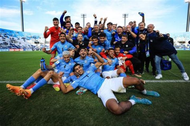 
Who was Emil Lahaziel? 