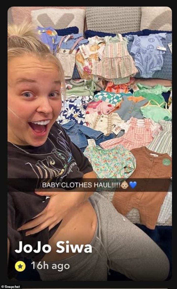 Why is Jojo Siwa buying baby clothes? Snapchat pregnancy bait stories spark backlash online