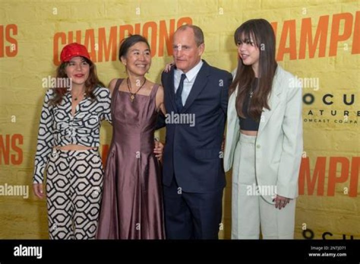 
Woody Harrelson Family: Meet His Wife Laura Louie and their 3 Daughters 
