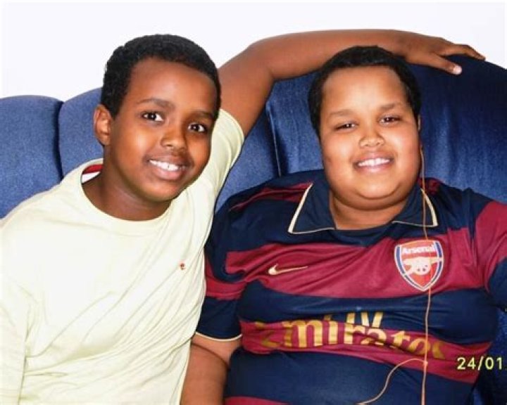 
Youtuber – Chunkz Has A Brother And Sister, Siblings Name Revealed 